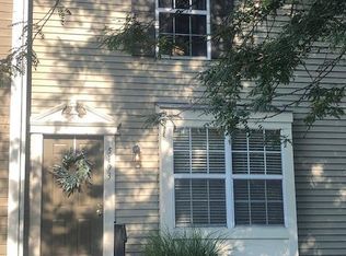 5193 Singleton Dr #48B, Hilliard, OH 43026