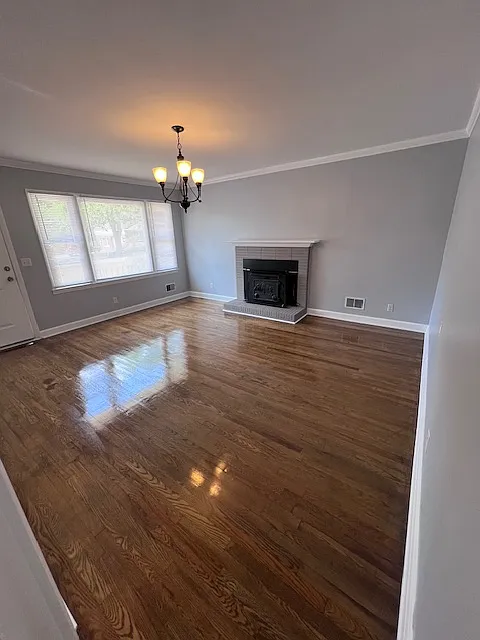 3 bed, 1.5 bath, 1200 sqft, $1,750 — Photo 2