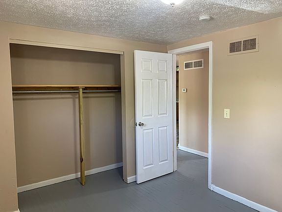 4th image of 3611 Rollins St APT A