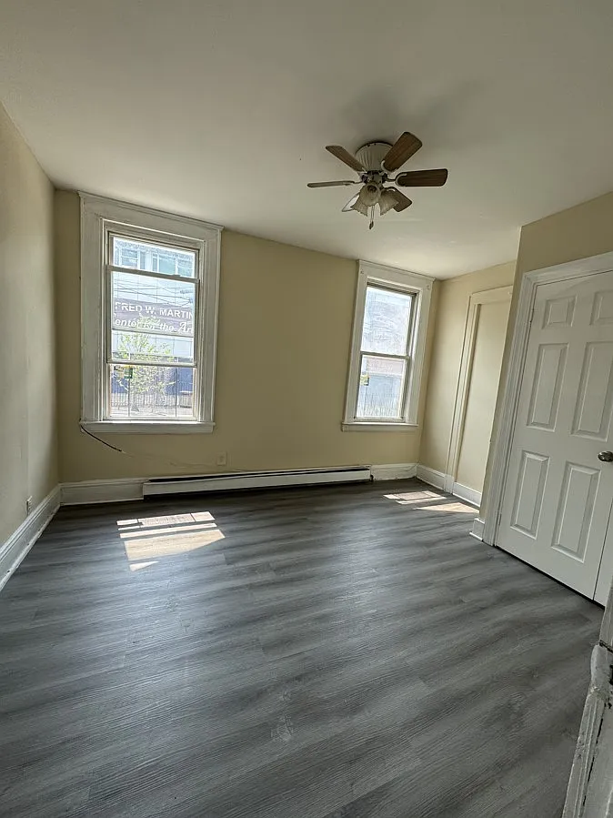 1 bed, 650 sqft, $2,000 — Photo 3