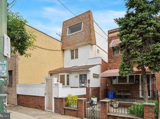 913 Tasker St, Philadelphia, PA 19148