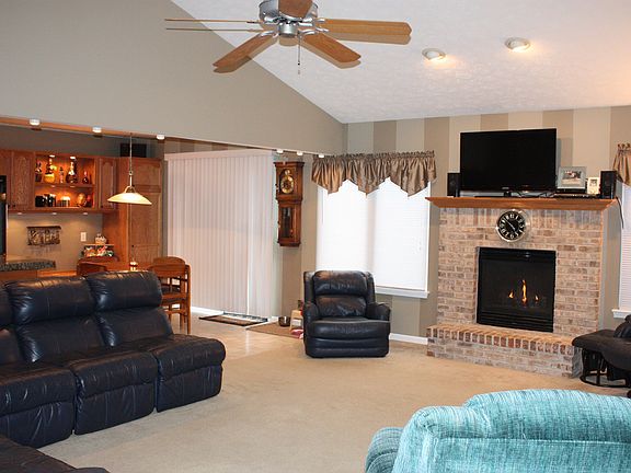 3rd image of 5469 Jamerlea Ln