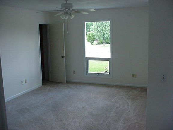 4th image of 3410 Vista Grande Dr