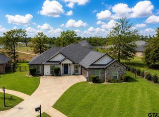 1502 Sugar Hl, Lindale, TX 75771