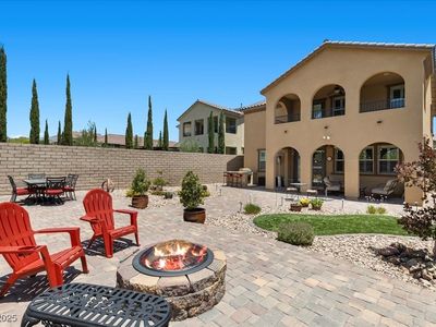 465 Cabral Peak St, Las Vegas, NV, 89138