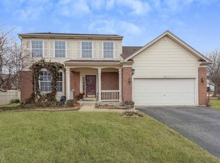 1931 Lyndhurst Ln, Aurora, IL 60503