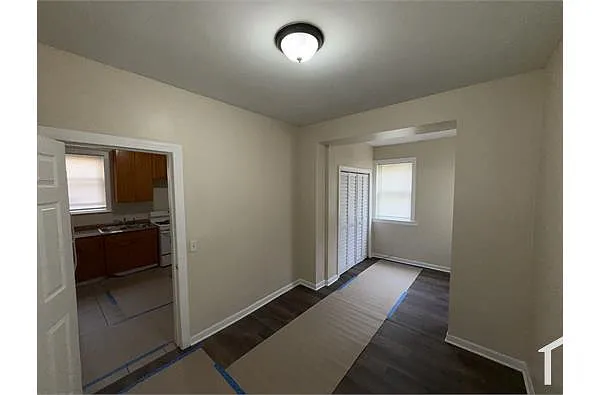 Building Photo - 7423 S Saint Lawrence Ave