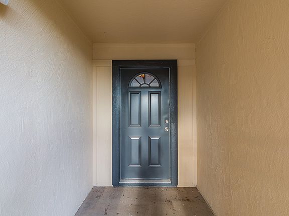 3rd image of 5103 N 69th Ave