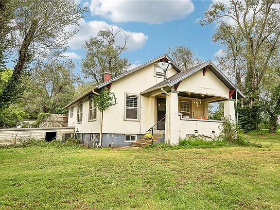 3rd image of 17237 286th Rd