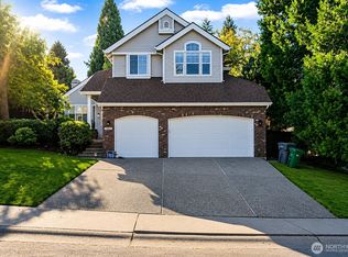 18010 NE 109th Ct, Redmond, WA 98052