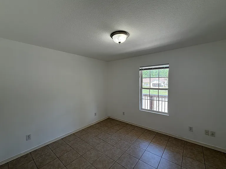 234 Adcock Rd #J — Photo 22
