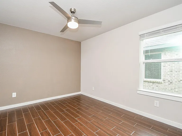 3831 Sparkman Ln — Photo 8