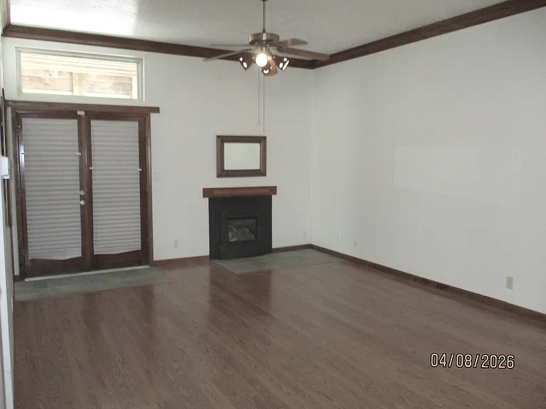 10409 Camino Del Oso NE — Photo 11