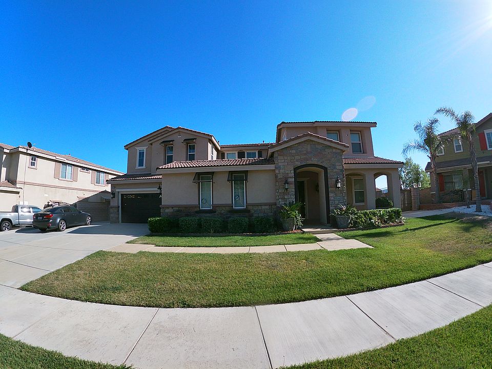 1st image of 15073 Willow Wood Ln