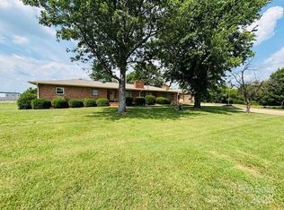 549 Piney Ridge Rd, Forest City, NC 28043