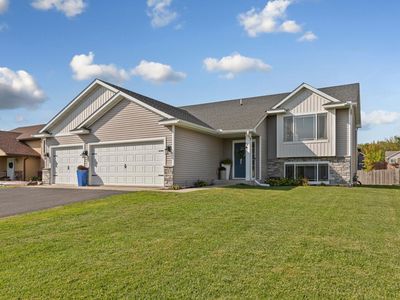 210 Dogwood St NE, Lonsdale, MN, 55046