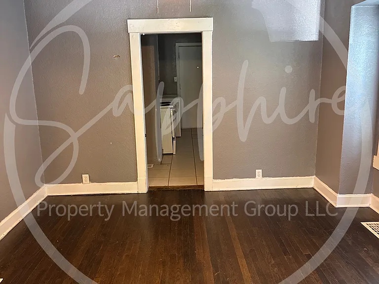 5505 Woodland Ave — Photo 4
