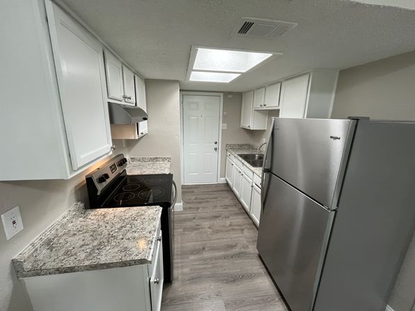 504 Seaside Dr