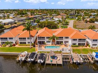 4041 SE 11th Pl APT 104, Cape Coral, FL 33904