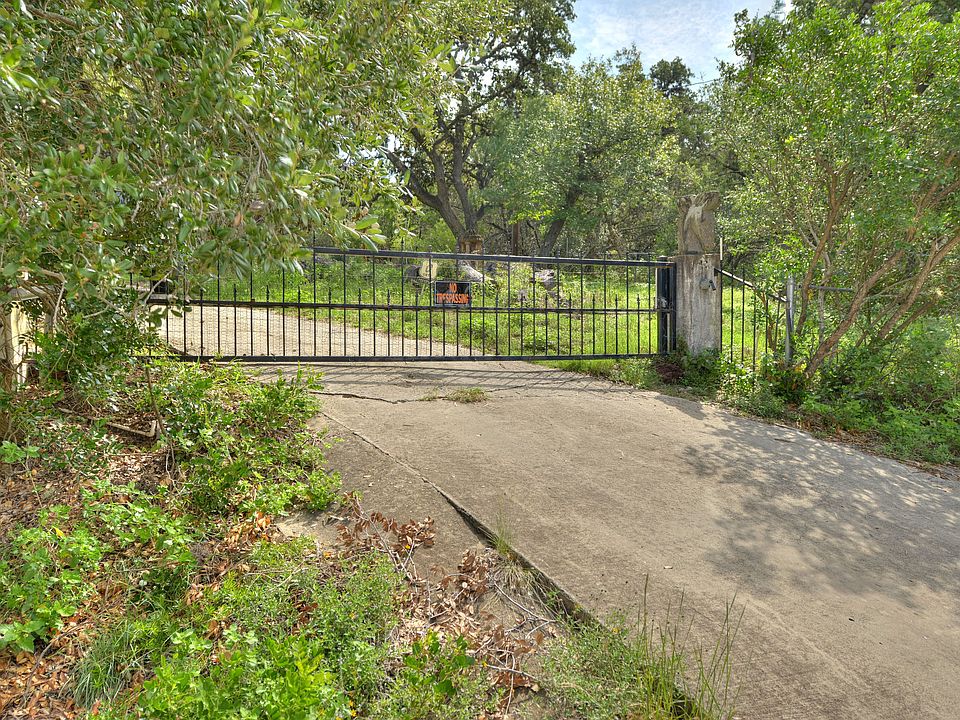 1st image of 1476 Glenn Dr