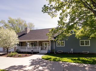 5480 Rush Lake Rd, Rush City, MN 55069