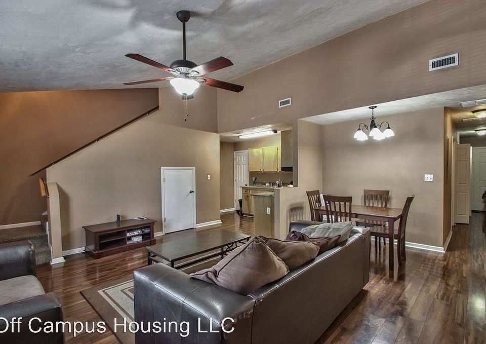 1st image of 640 Eugenia St APT 204