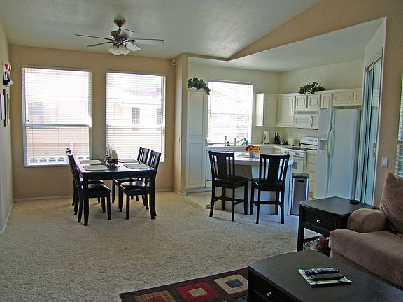 4th image of 1002 S Saint Tropez Ave