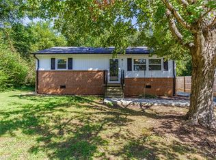 2112 Joseph St, Burlington, NC 27215