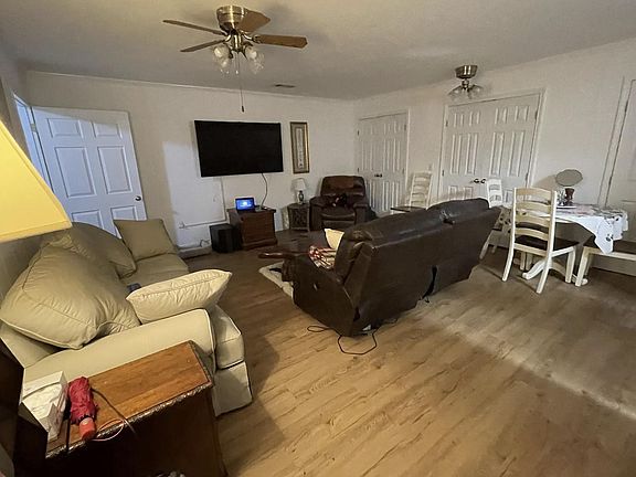 4th image of 2201 Heritage Dr