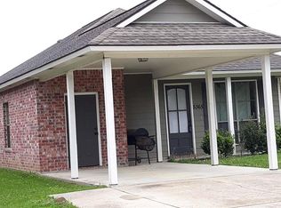 5365 Lower Zachary Rd, Zachary, LA 70791