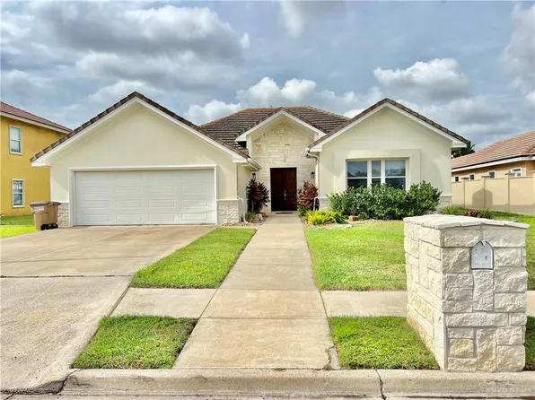 3530 Los Lagos Dr, Edinburg, TX 78542