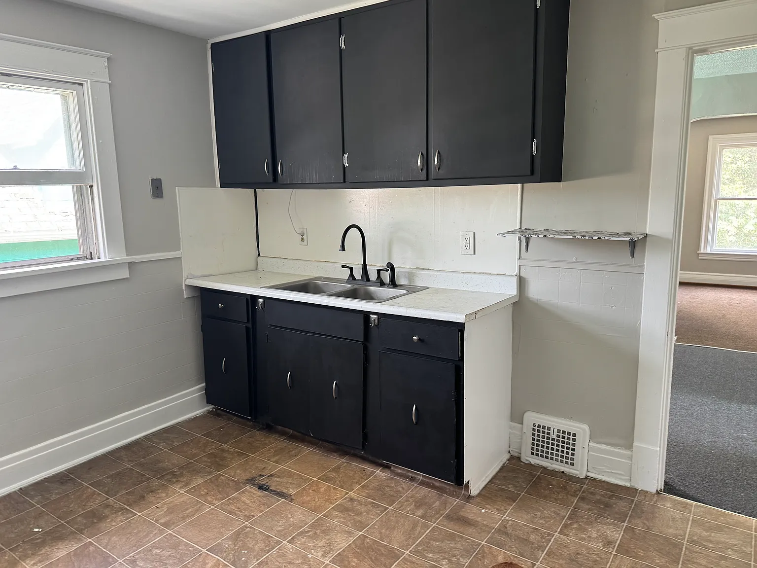 1 bed, 476 sqft, $750 — Photo 1