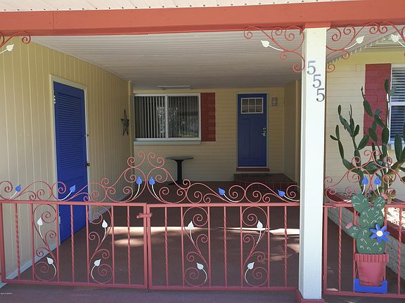 4th image of 555 Burleigh Ave