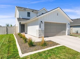 18407 N Fire Ice Ave, Nampa, ID 83687