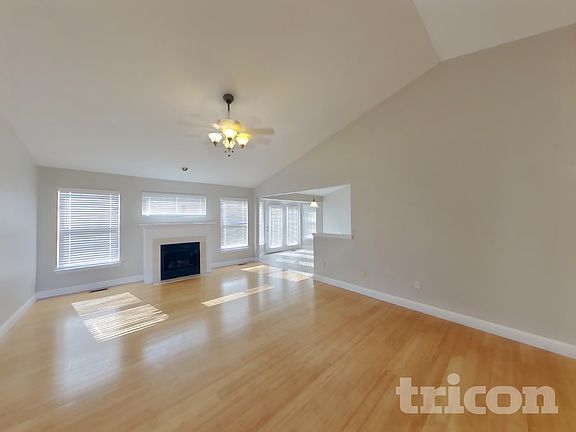 2nd image of 108 Bear Claw Dr