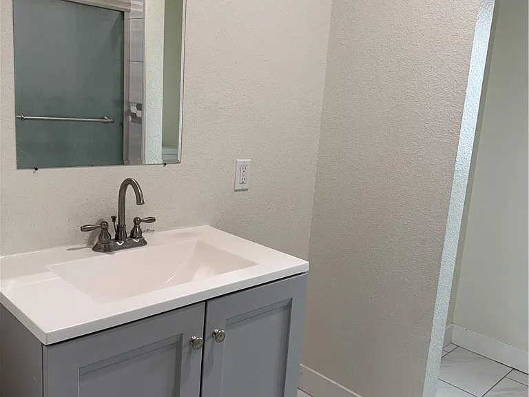 139 N Palm Ave #1 — Photo 18