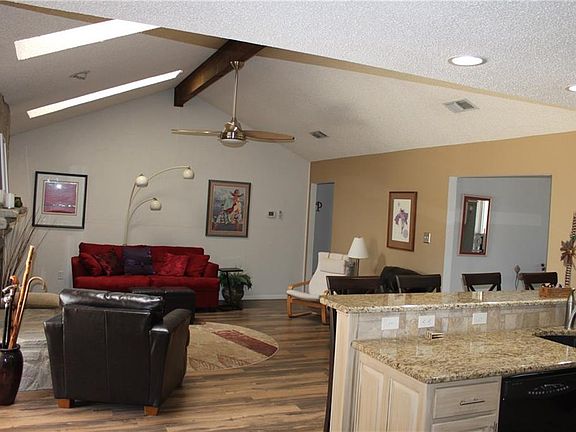 4th image of 3900 Georgian Dr