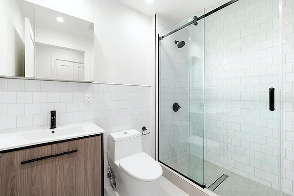 Rented by URBAN UTOPIA REALTY LLC | media 13