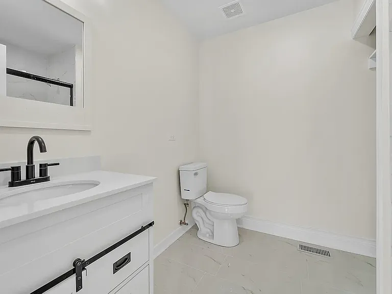 4201 Tallgrass Ct — Photo 12