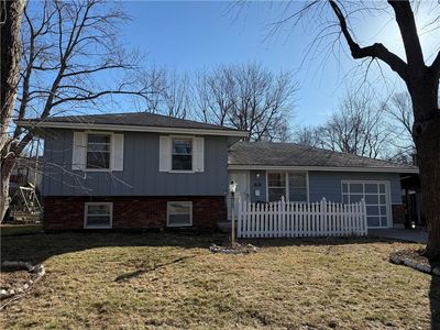 105 NW Walnut St, Lees Summit, MO, 64063