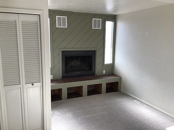 5th image of 309 E Geneseo St APT B