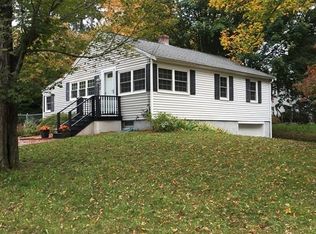 42 View St, Middleboro, MA 02346