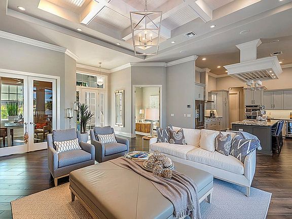 3rd image of 464 Parkhouse Ct