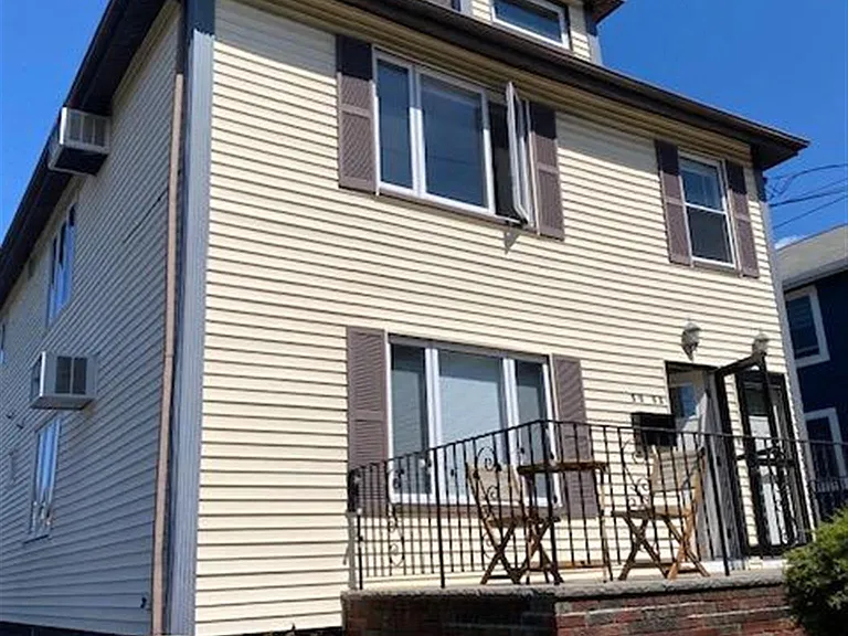 53 Farragut Ave — Photo 13