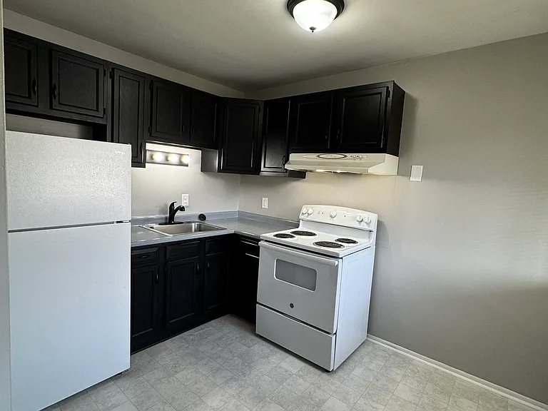 620 Harrison Blvd #40 — Photo 4