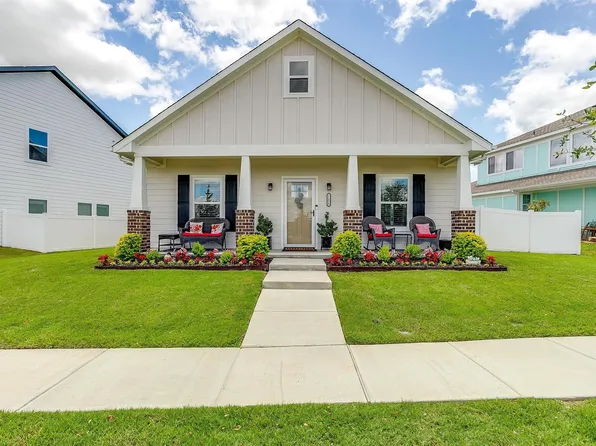 11025 Caldwell Ln, Fort Worth, TX 76179