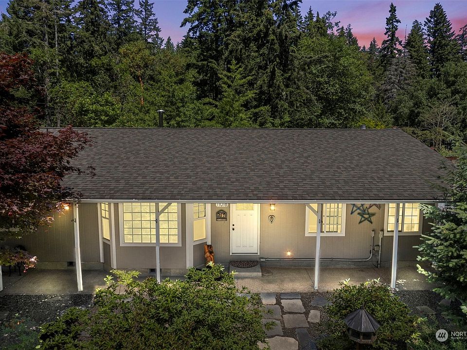 1st image of 11018 136th Avenue NW