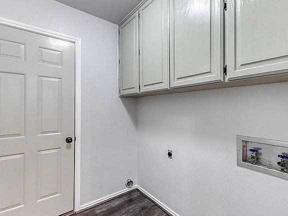 5th image of 1207 Sierra Vista Dr