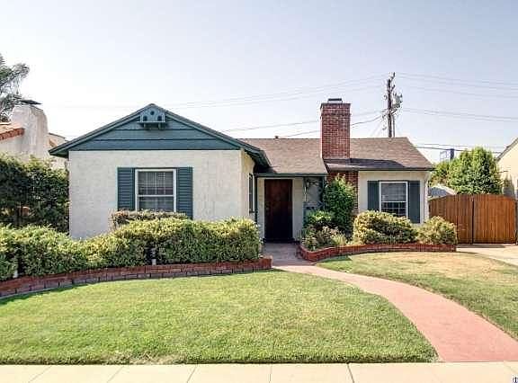 3rd image of 3720 Corta Calle St