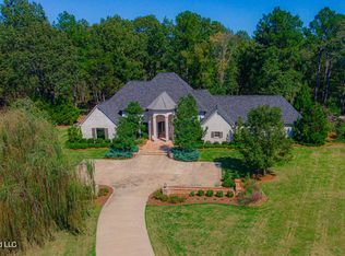 305 Deer Haven Dr, Madison, MS 39110